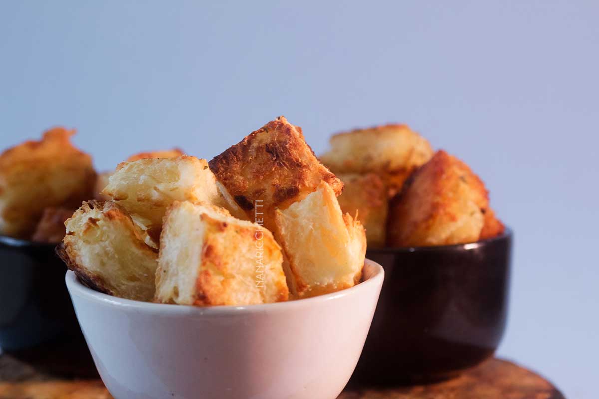 Receita de Mandioca Frita Cremosa - para petiscar no seu dei de folga, com aquela bebida geladinha.