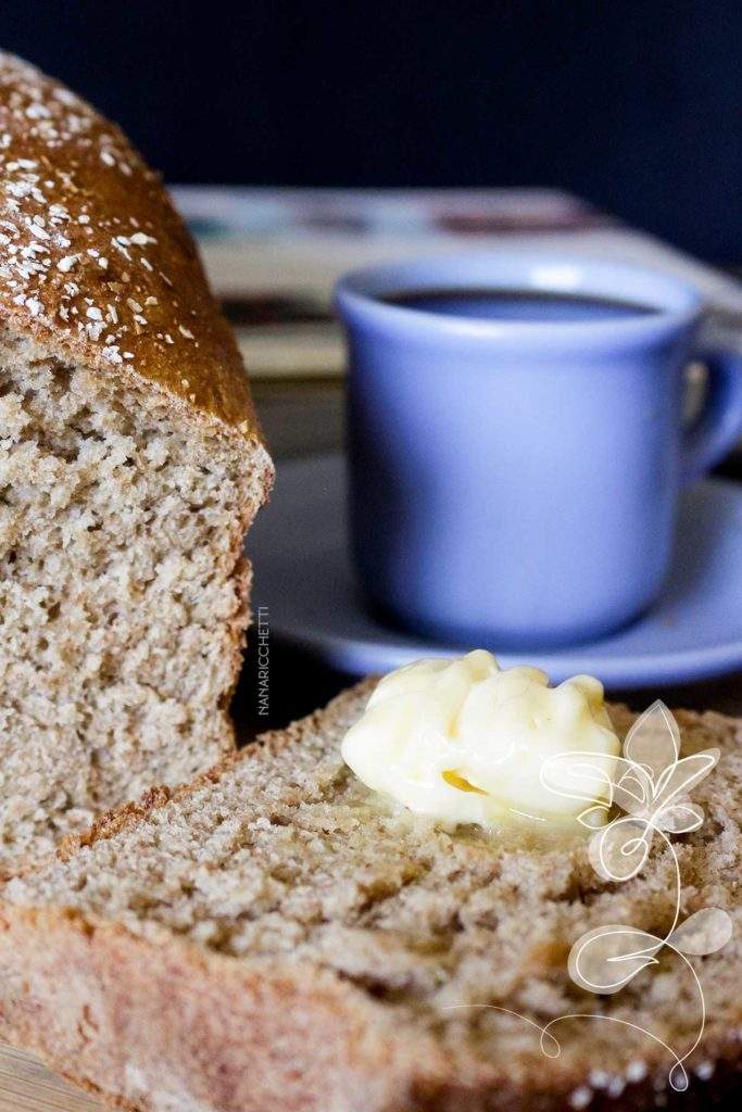 Receita de Pão Integral Caseiro - faça o seu pão e sirva no café da manhã da sua família.