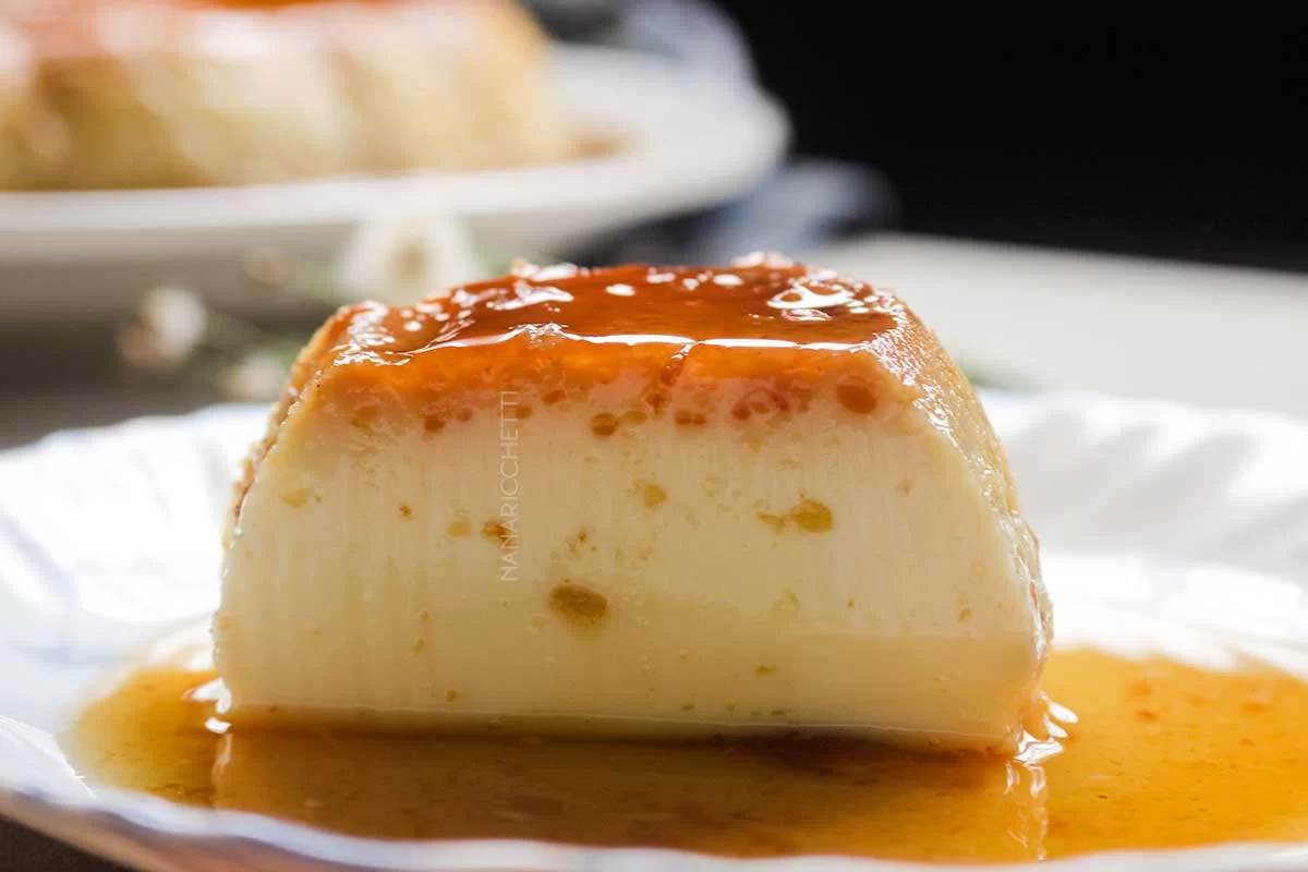 Receita de Pudim de Leite Condensado no Forno - faça uma sobremesa clássica brasileira.