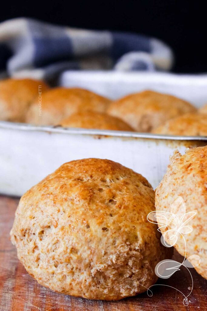 Receita de Pão de Minuto com Farinha Integral - perfeito para o café da manhã da família.