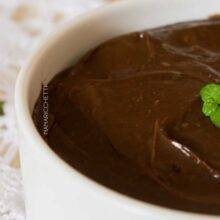 Receita de Mousse de Abacate com Chocolate em Pó - uma sobremesa nutritiva e deliciosa para quem está procurando se alimentar bem.