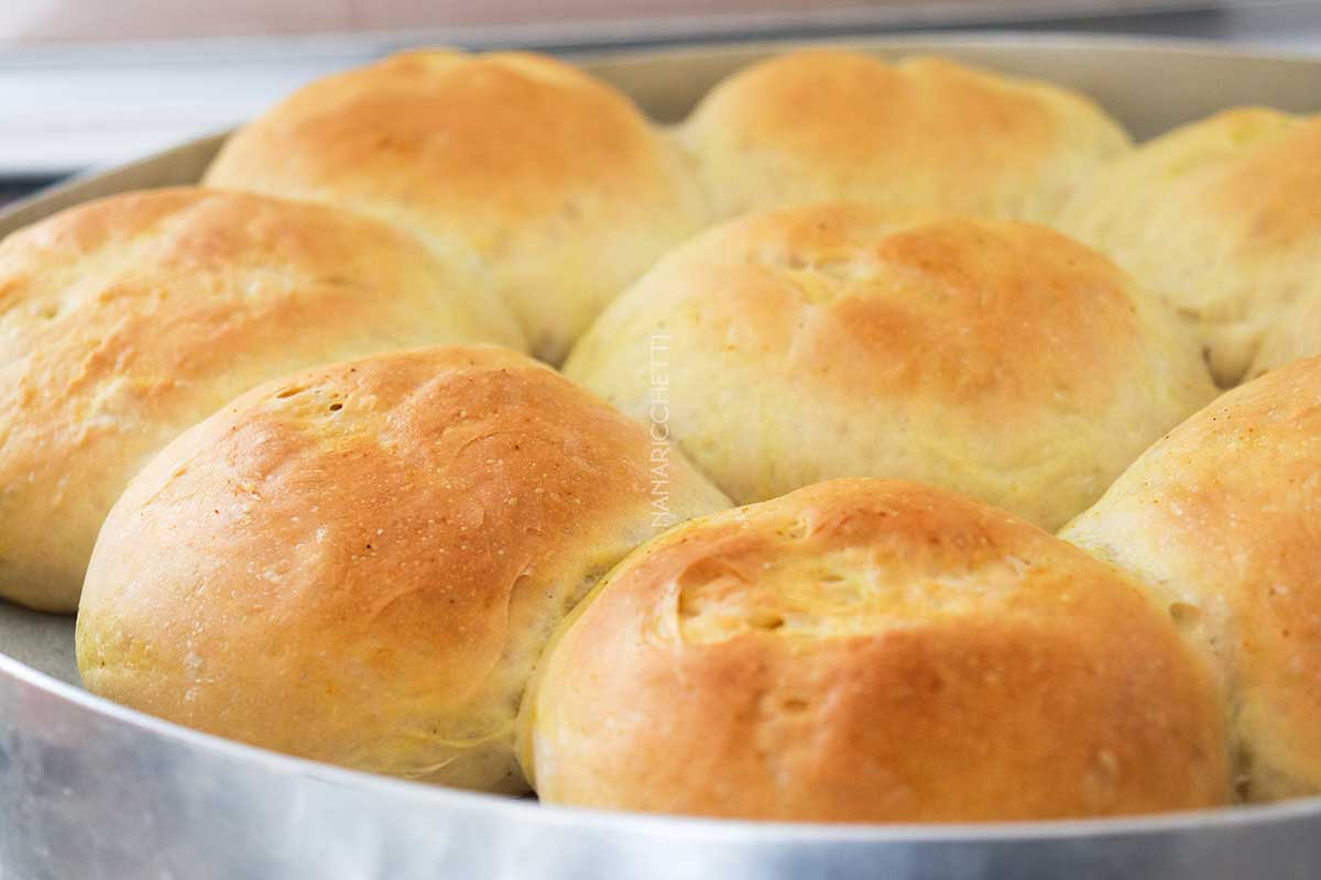 Receita de Pão de Banha de Porco - pão caseiro com uma massa fofinha para o final de semana.