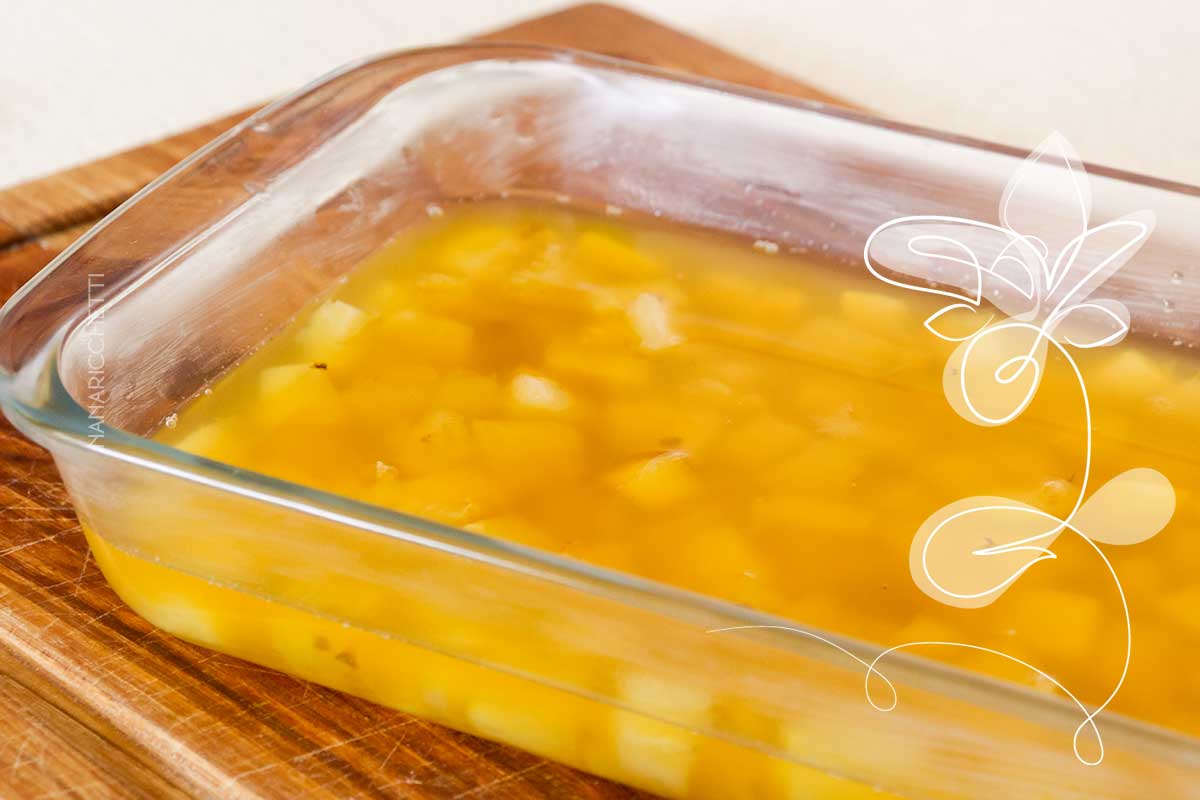 Receita de Gelado de Abacaxi - sobremesa simples e fácil de fazer para dias especias!