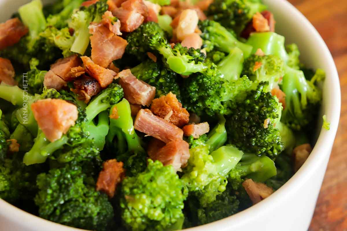 Brócolis Refogado com Bacon