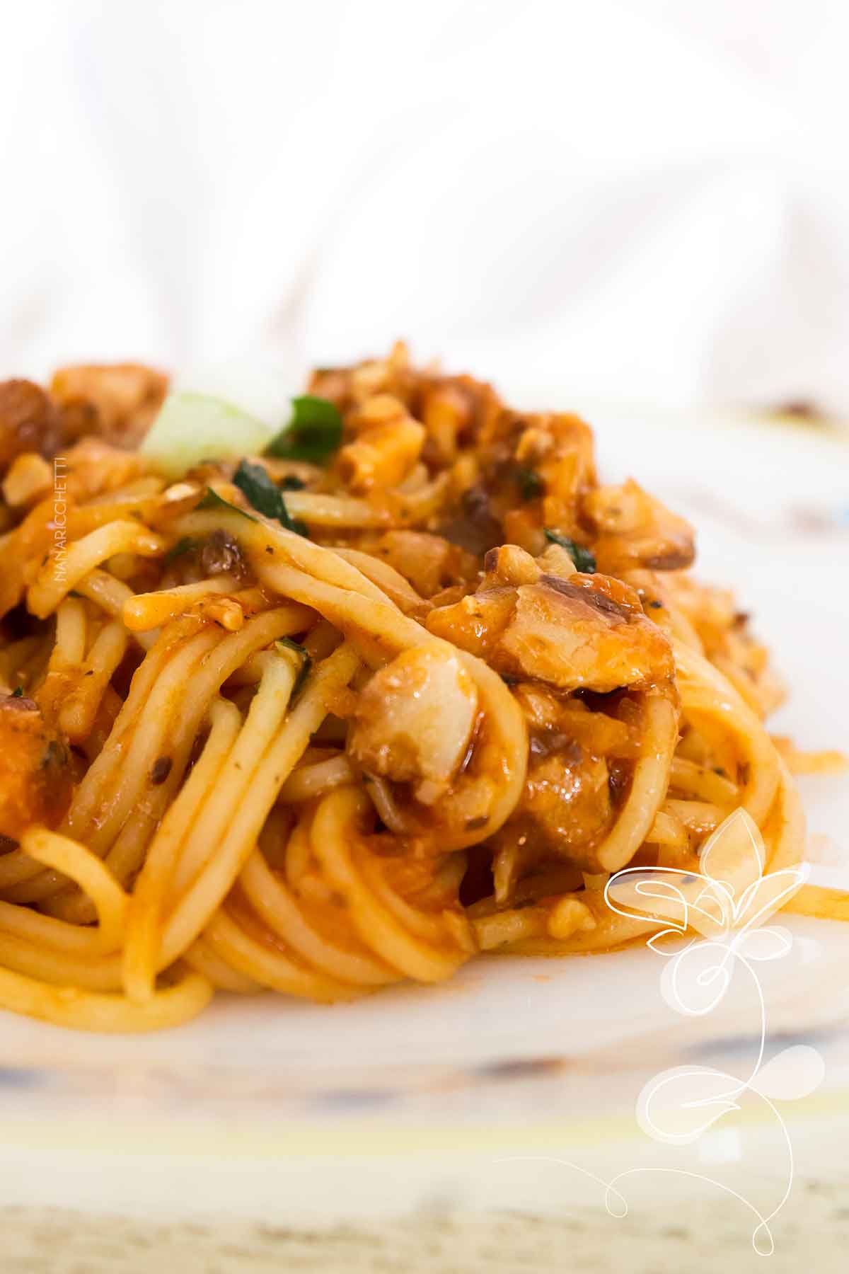 Receita de Macarrão com Sardinha de Lata - venha aprender a fazer uma macarronada deliciosa.