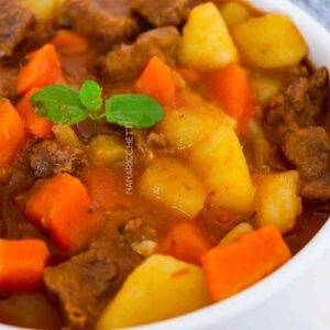 Receitinha de Picadinho de Carne - que tal preparar um prato gostoso e acolhedor, como o que sua mãe fazia, para a família?