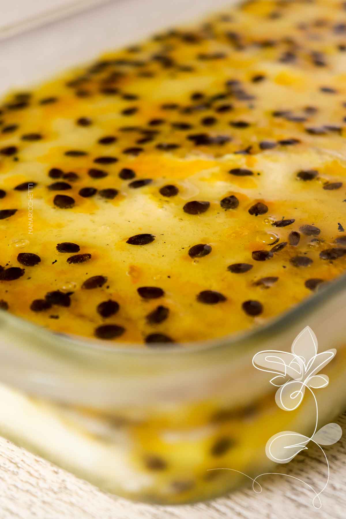 Receita de Mousse de Maracujá Simples - sobremesa fácil para qualquer ocasião.