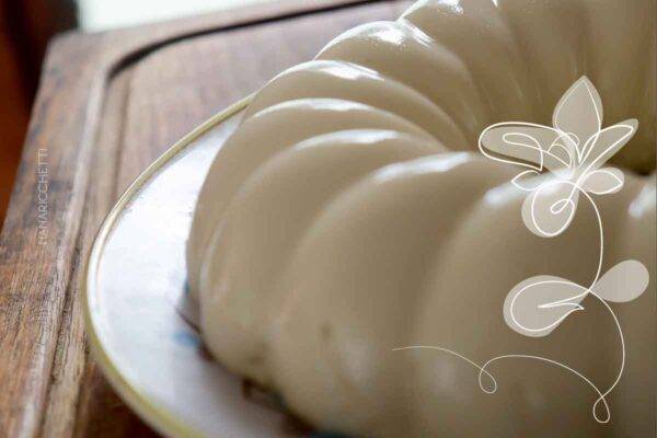 Receita de Pudim de Leite com Gelatina Incolor - faça uma sobremesa simples para os dias especiais.