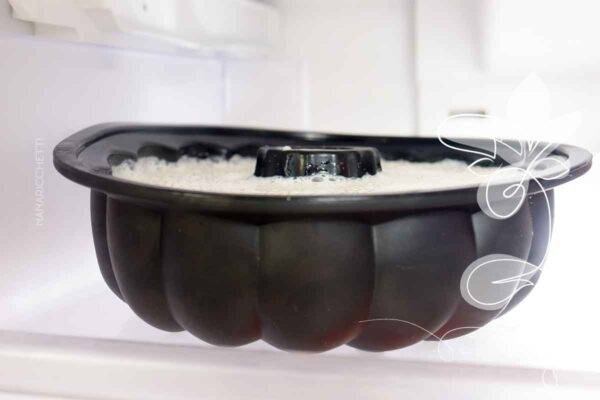 Receita de Pudim de Leite com Gelatina Incolor - faça uma sobremesa simples para os dias especiais.